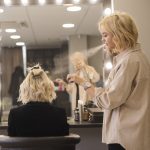 راهنمای انتخاب شینیون مناسب بر اساس فرم صورت و مدل لباس